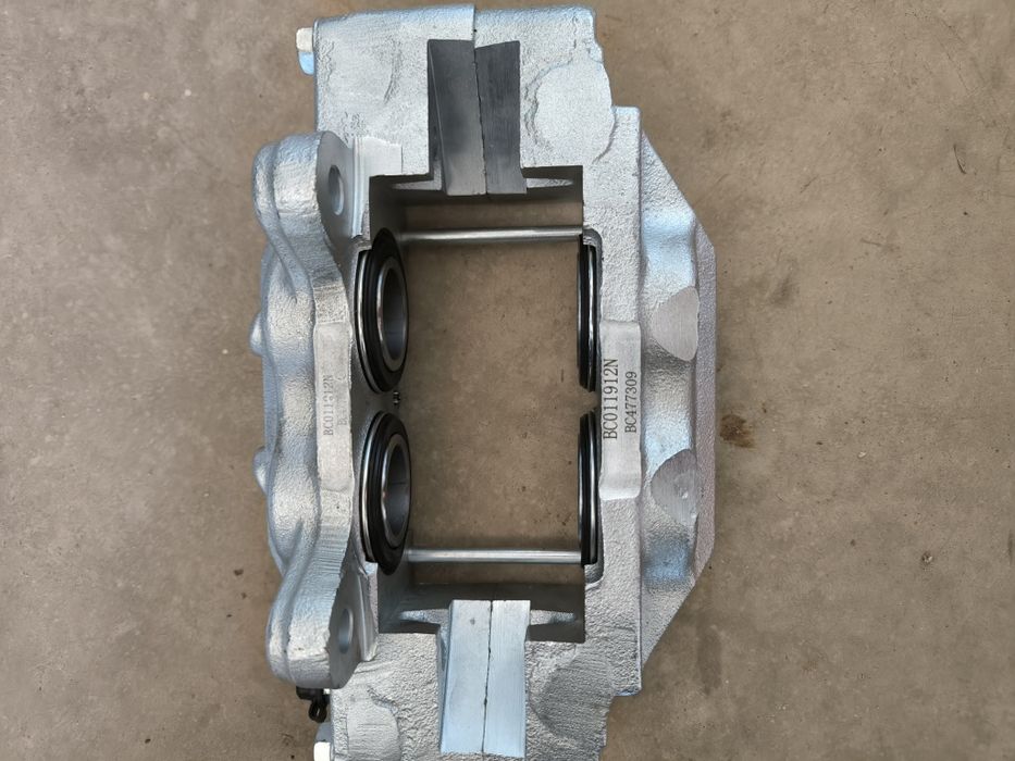 Pinça de travão frontal lado direito para toyota