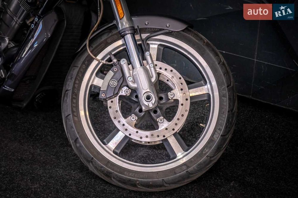 Harley-Davidson VRSCF V-Rod Muscle