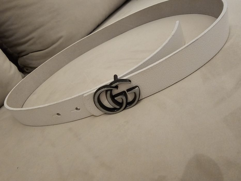 Biały pasek jak Gucci, długość 90 cm, skórzany