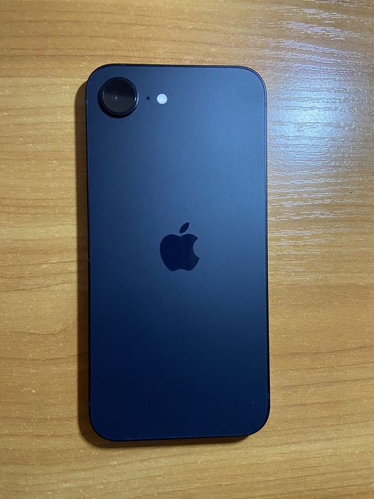 Apple iPhone 16e 128GB Black (Оригінал) під ремонт / на відновлення