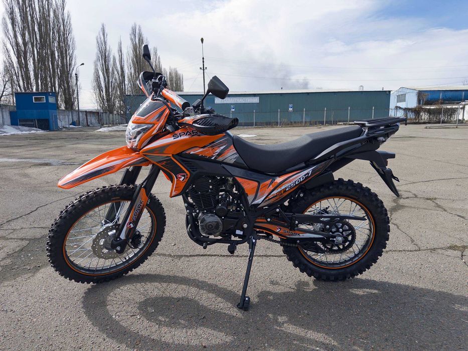 Мотоцикл SPARK SP250D-7