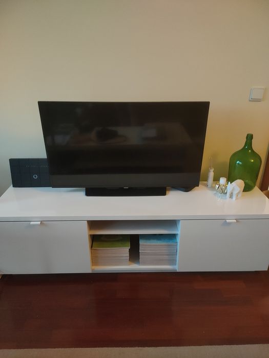 Móvel TV Branco IKEA