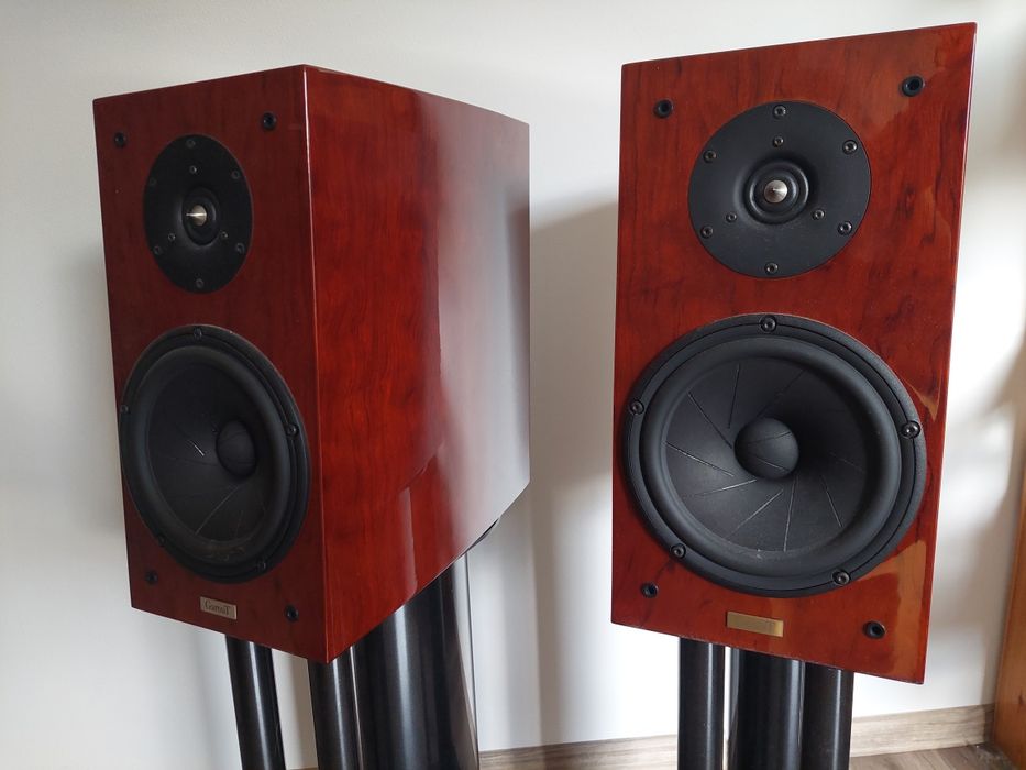 Gamut L3 kolumny monitory high-end Scan-Speak + standy