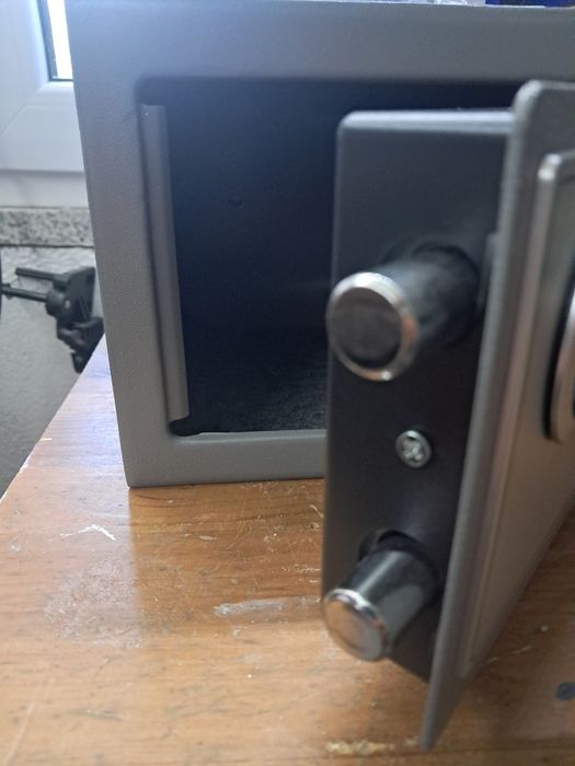 Cofre Eletrónico Digital Novo (Modelo T-17) – Cor Cinza