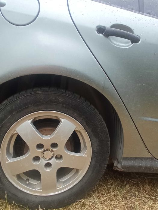 Авто шкода фабія2006