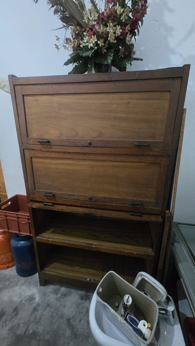 Movel antigo para recuperar