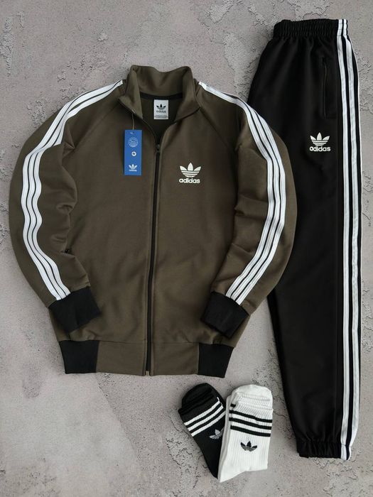Чоловічий спортивний костюм Adidas, шкарпетки в ПОДАРУНОК