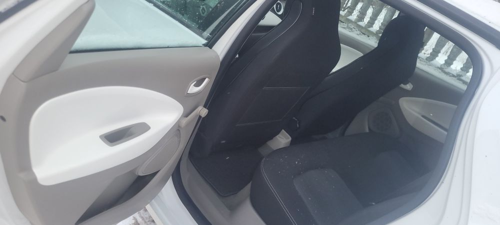 Продам Renault zoe