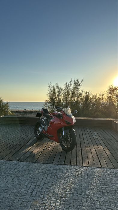 Ducati Panigale V2