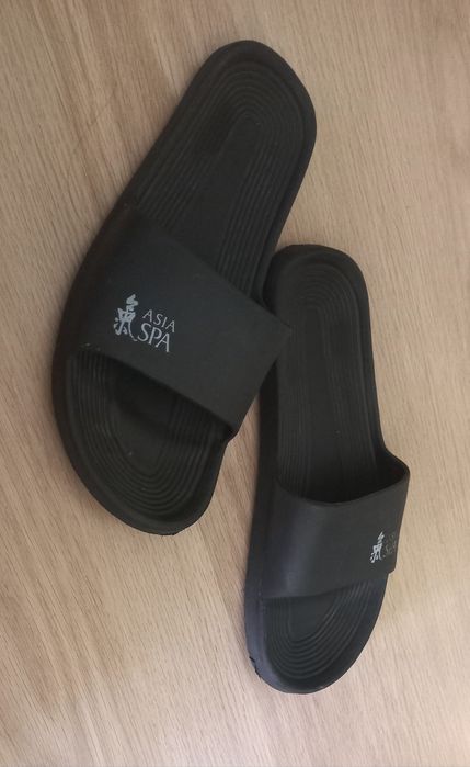 Шльопанці,розмір 41.5