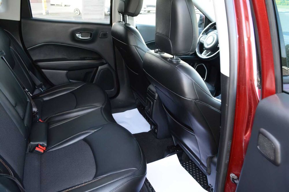 Jeep Compass      2021