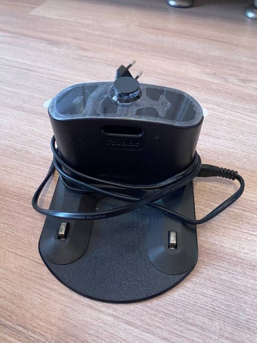 Робот-пилосос iRobot Roomba E5