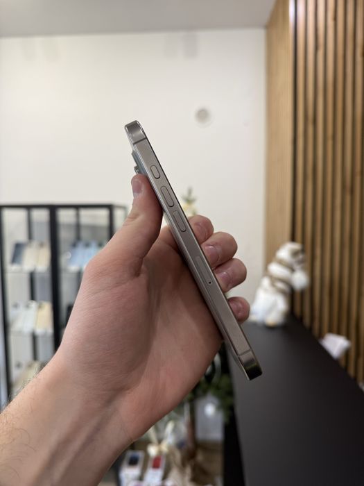 Telefon iPhonw 16 PRO 128GB Szary Apple Gwarancja iTrade