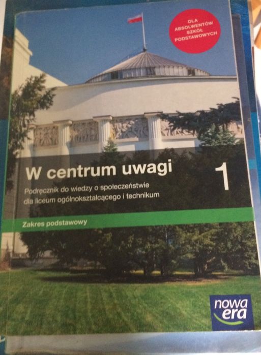 Podrecznik do Wosu „W centrum uwagi” poziom podstawowy