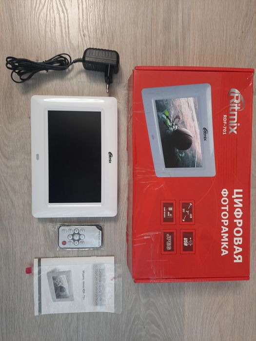 Цифровая фоторамка Ritmix