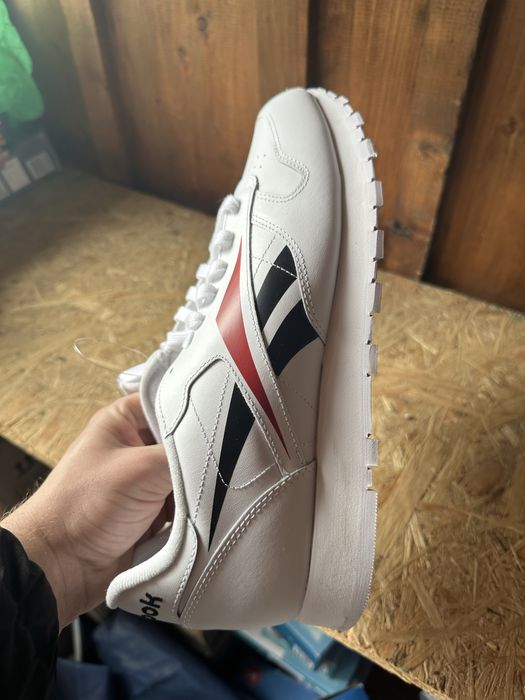 Reebok Classic FY2830 Оригінал чоловічі шкіряні кросівки Рібок