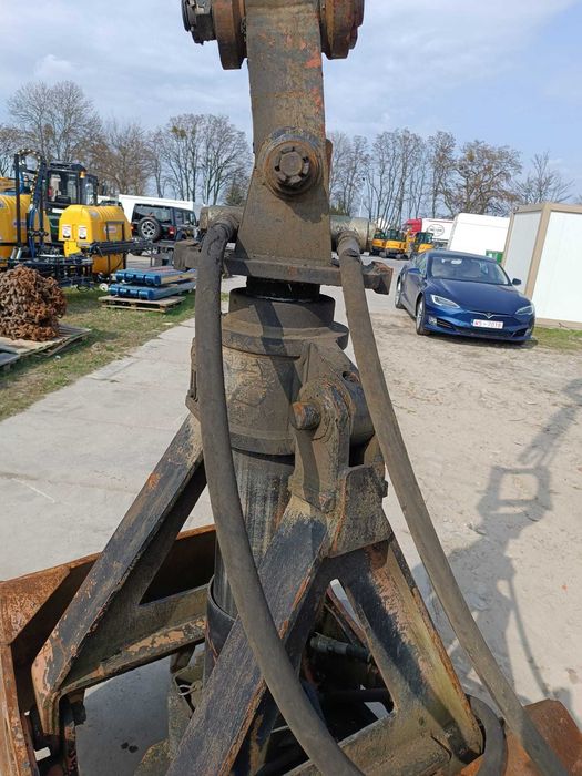 Chwytak hydrauliczny dwuszczękowy do koparki 20/30 t