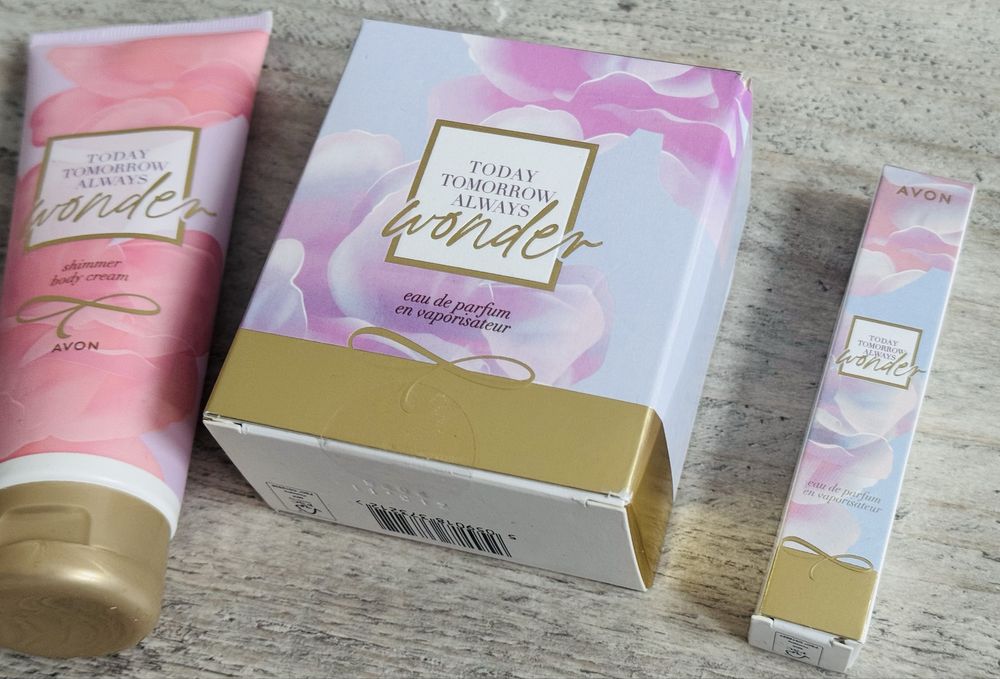 AVON ZESTAW TTA Wonder 3w1 Damski dla Niej Perfumy Balsam Perfumetka