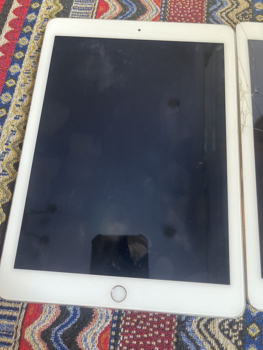iPad A1566 с Европы