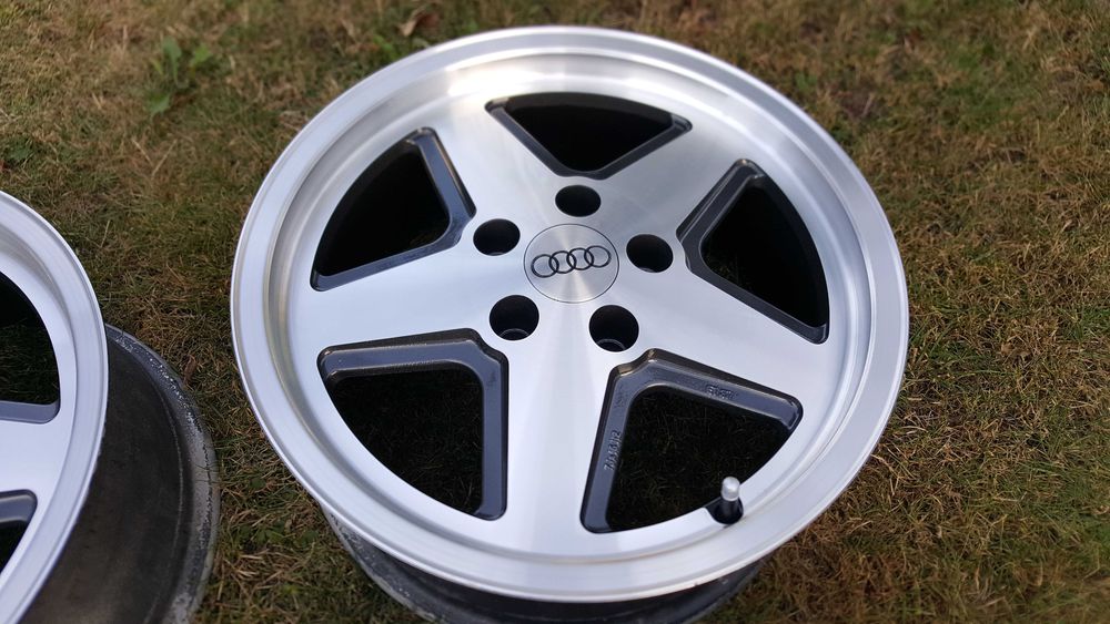 Felgi Audi S2 Coupe , 90 B3  5x112 , 16"cali  7J , ET37 895601025H