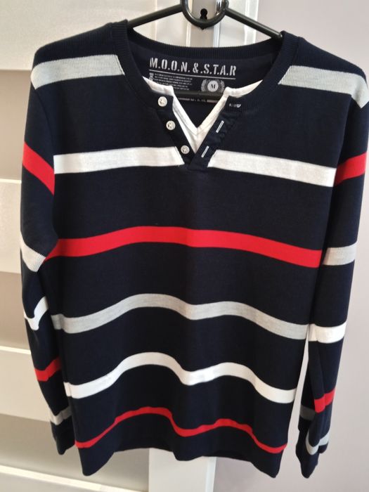 Sweter w serek męski