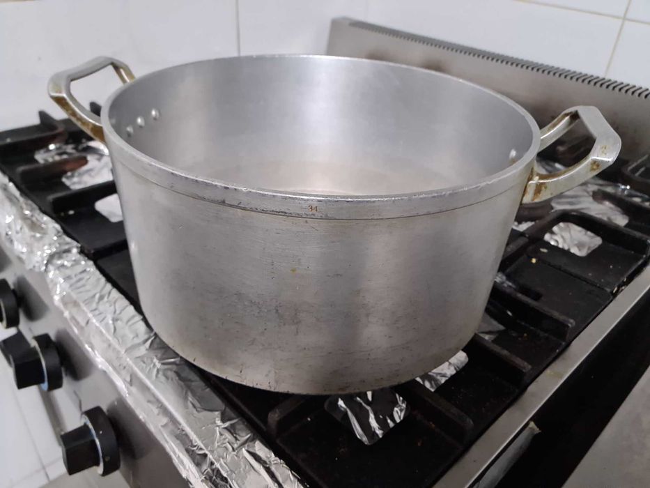 Tachos e panelas
