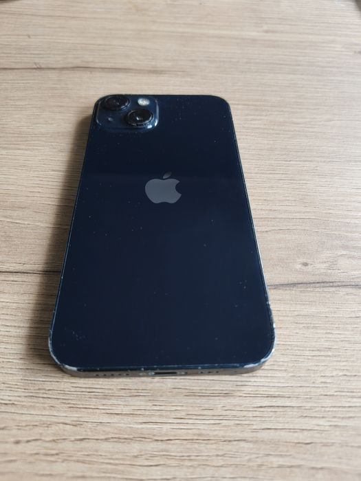 iPhone 13 czarny w dobrym stanie