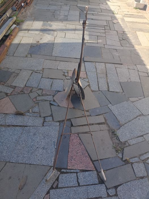 Плуг з нержавіючої сталі