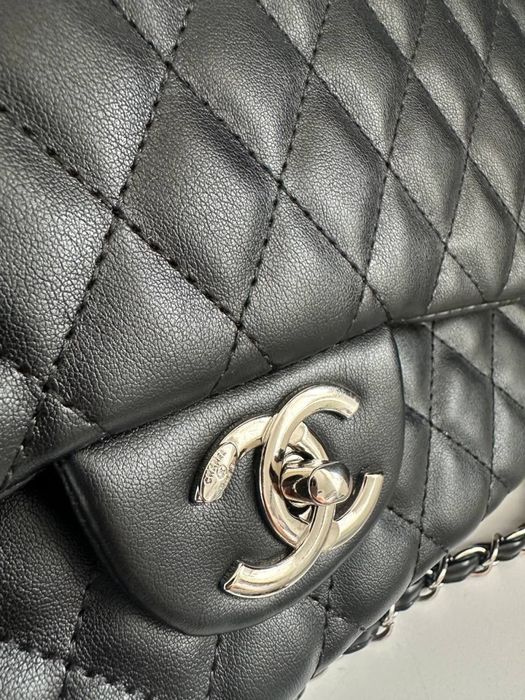 Сумка  CHANEL  шкіряна