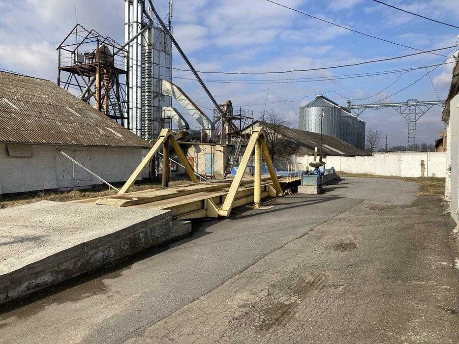 Лінійний зерновий елеватор 30 000 тонн (підлогове зберігання), Вінницька область