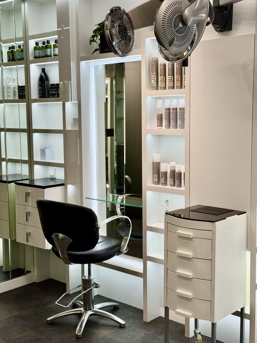 Оренда перукарського крісла