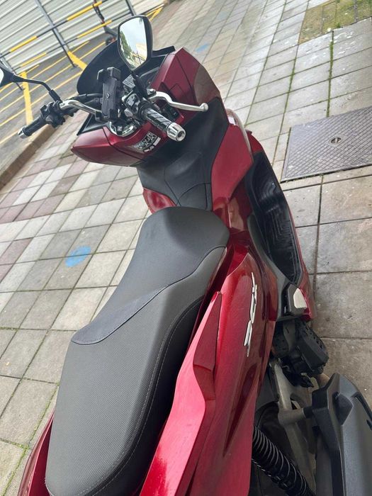 Honda PCX 2022 - Única dona