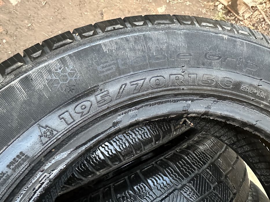 Шини 195/70 R15c , резина комплект на бус ідеальні