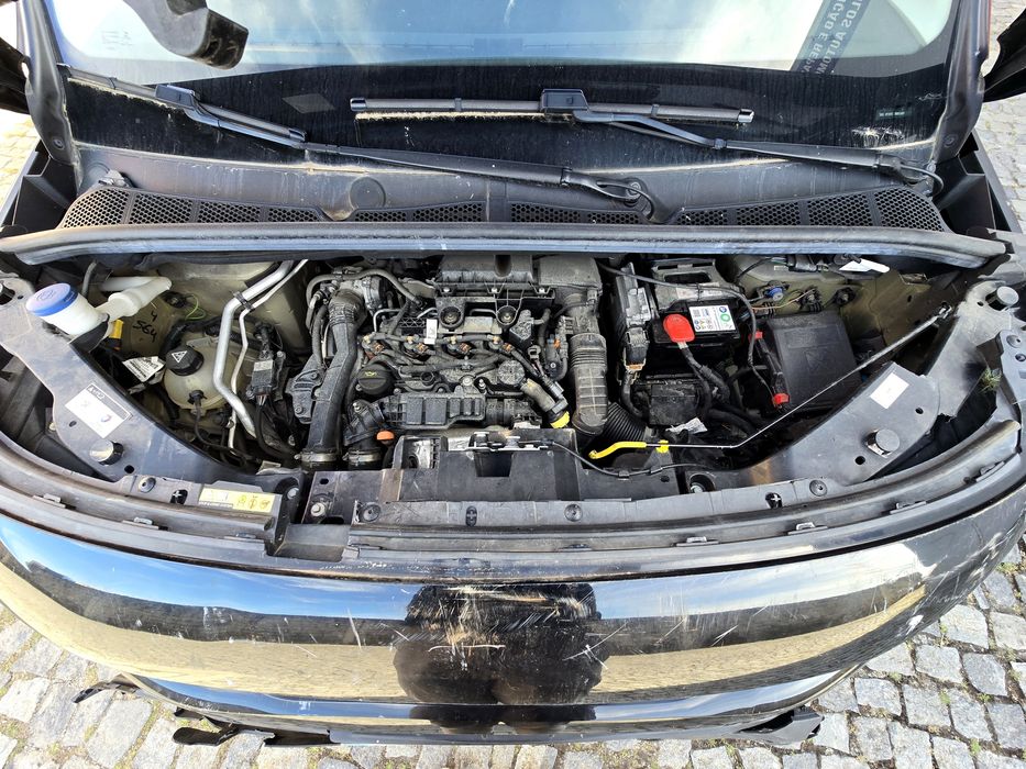 Peugeot Partner 1.5 BlueHDI 03/2021 Nacional c/ caixa térmica