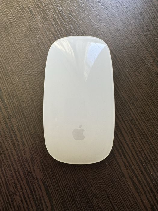 MacBook pro 13’ 2019 128 gb + magic mouse 2