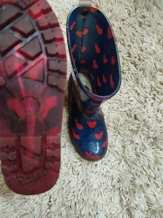 Резиновые сапожки с подсветкой