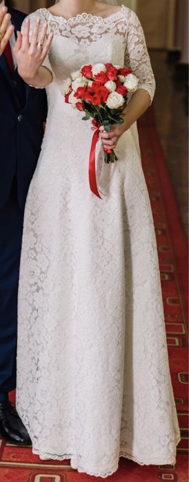 Весільна сукня в чудовому стані