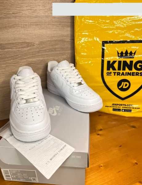 Buty sportowe męskie Nike Air Force 1 07 białe  43