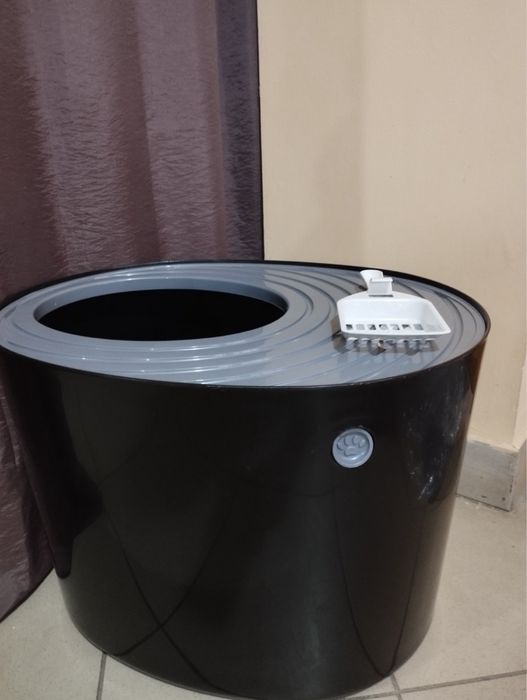 Туалет кошачий . Туалет для котиків