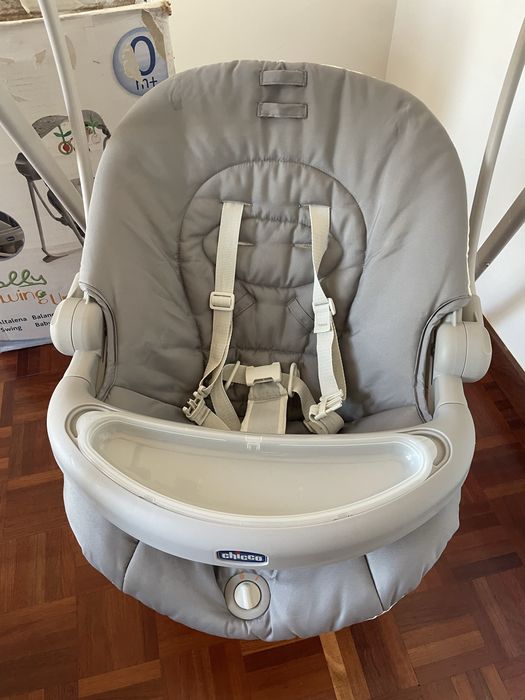 Cadeira de baloiço Chicco 0m+ em excelente estado