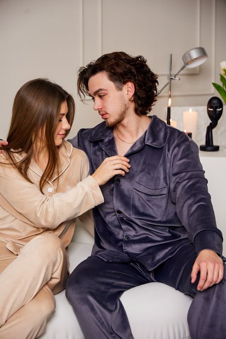 Домашній костюм з плюшевого велюру на гудзиках (сорочка +штани)