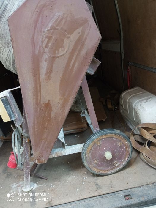 Betoniarka 250 l na 400v stan bdb.