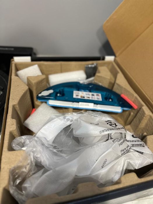 Пилесос робот в ідеальному стані