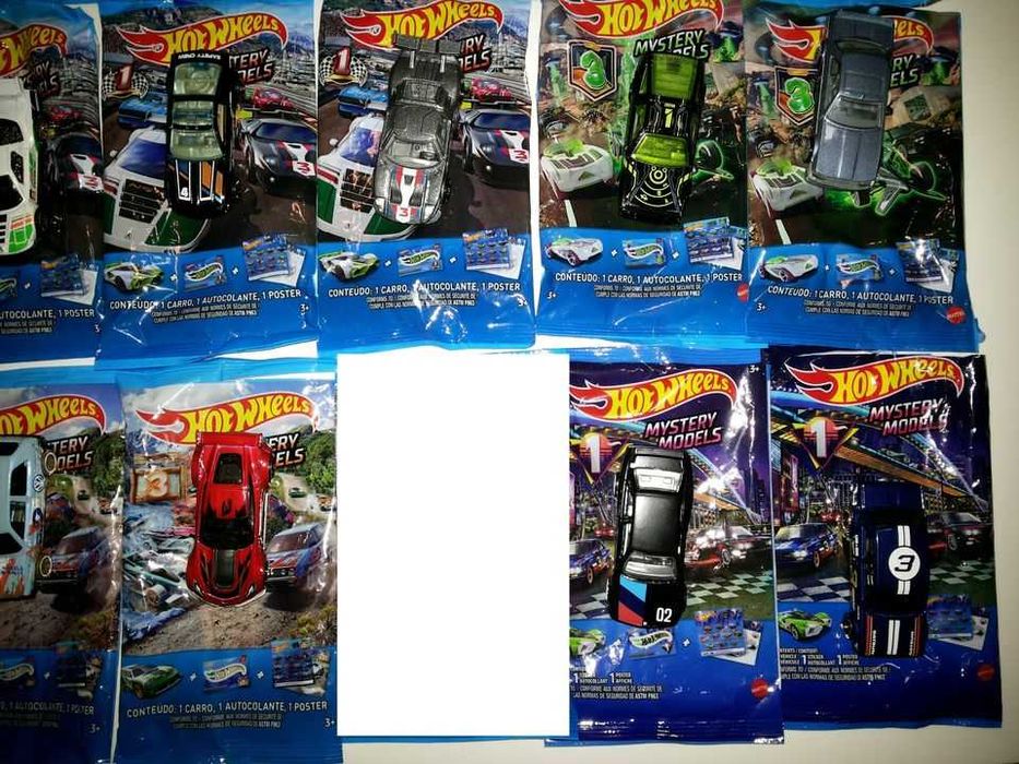 Hot Wheels Mystery Models - Carros Miniaturas escala 1/64
