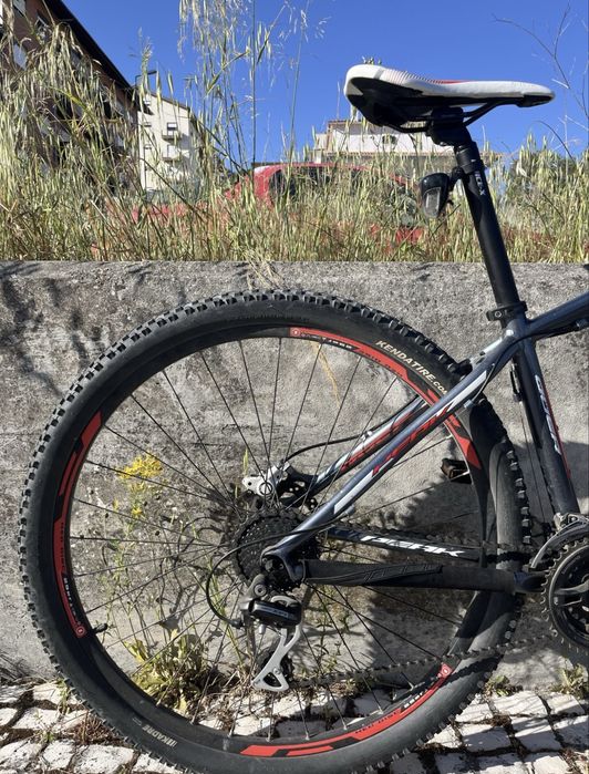 Bicicleta QUER Peak (todo o terreno)