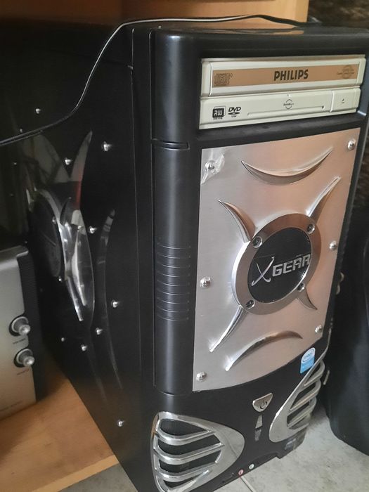 Desktop com avaria desconhecida