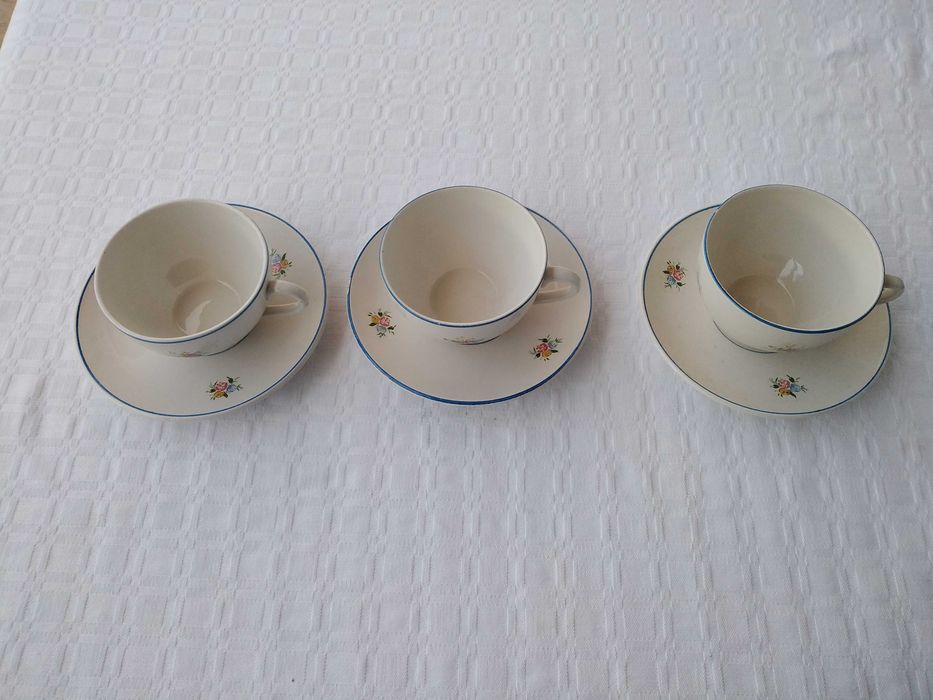 Chávenas de Chá com Pires Sacavém