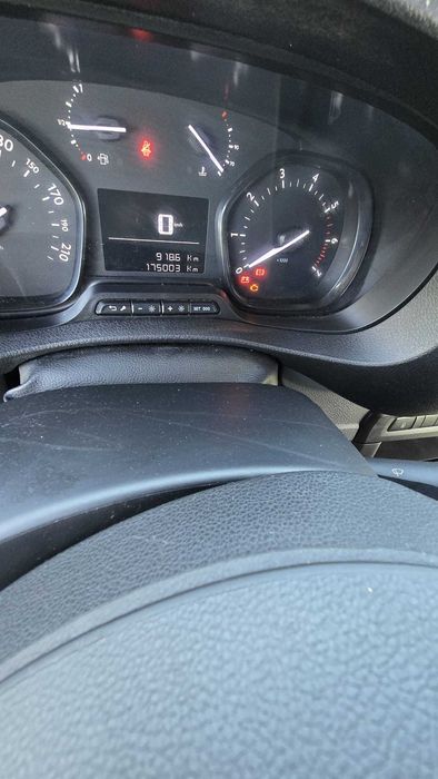 Peugeot Expert 3 Lugares – Oportunidade Imperdível