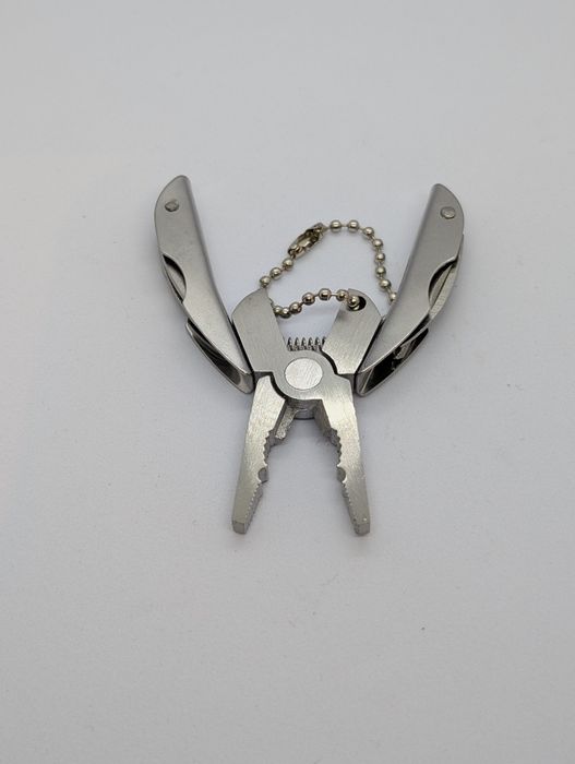 Multitool breloczek z etui