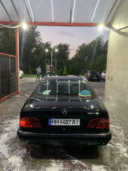 Продам  Mercedes W210 E280